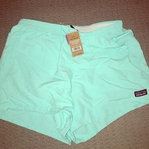 Patagonia shorts - light blue